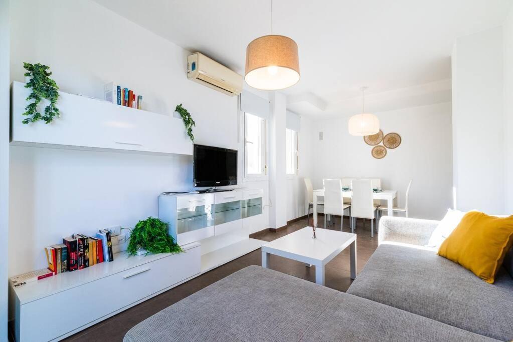 דירות Precioso Piso Torrenueva Con Piscina Y Cerca Playa מראה חיצוני תמונה